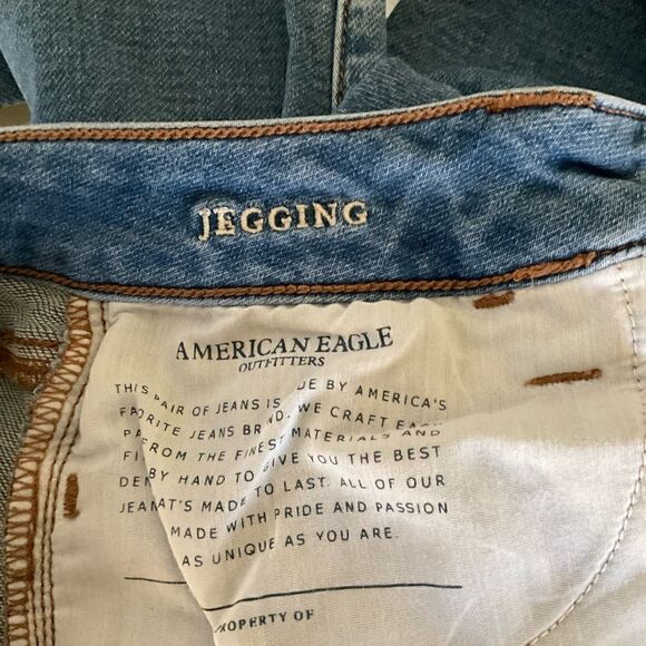 AEO American Eagle Super Stretch Jegging Skinny Jeans - Size 2 Light-Medium Wash - Picture 4 of 9